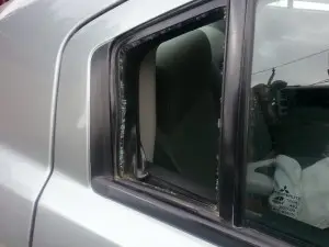 side vent glass replacement